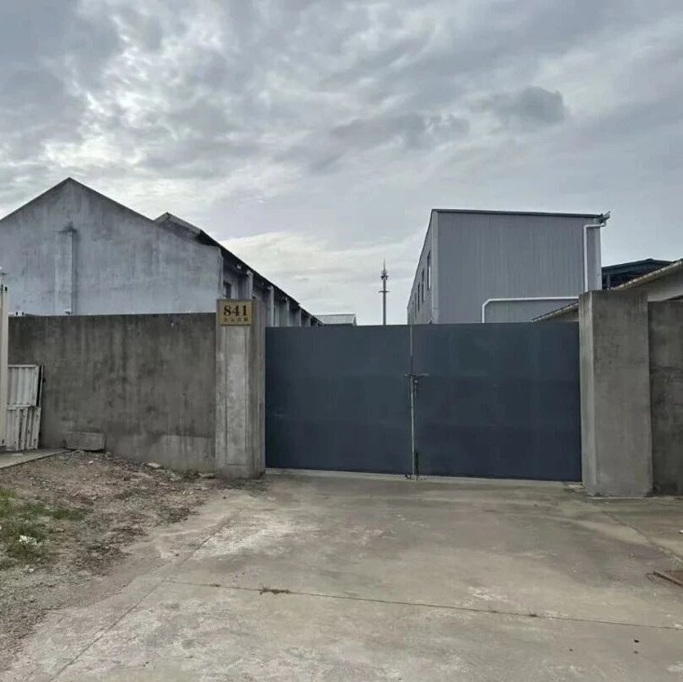 4家上市公司集体停牌，13亿元房租纠纷背后：房东、股东，还是“自己人”