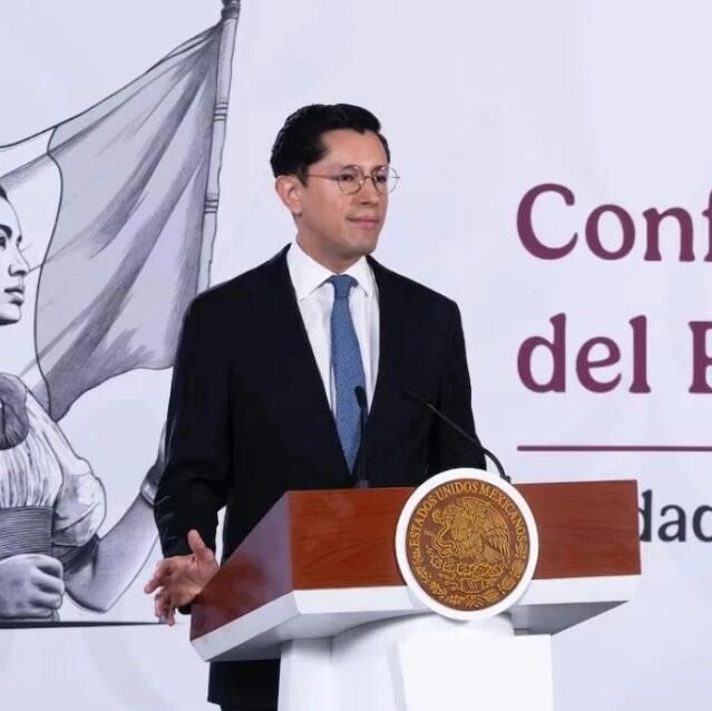 墨西哥外长突然访华,美国后院的墙正一块块松动,华盛顿坐不住了